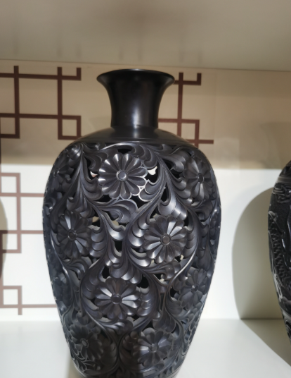 Chinese black pottery