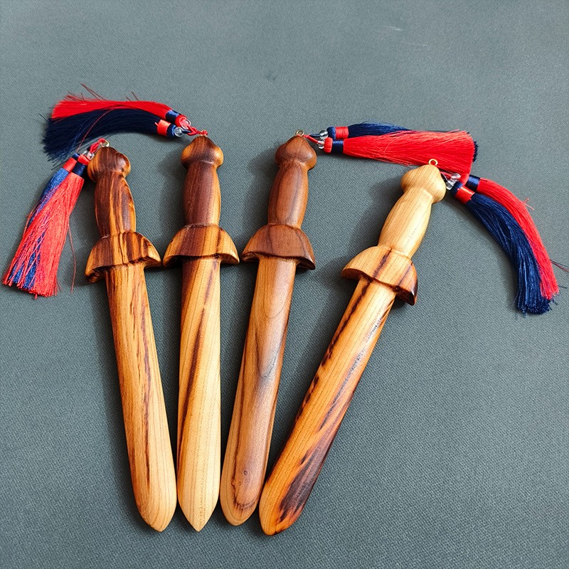 Peach wood handicrafts